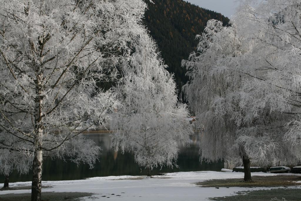 Landhaeusl Villa Weissensee Kültér fotó